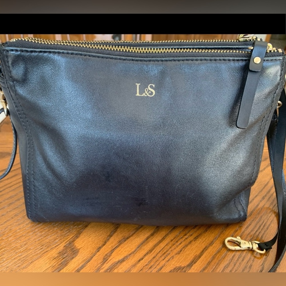 Lo&sons black nappa crossbody pearl